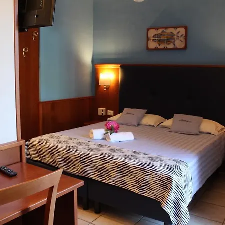Hotel Lungomare 4*