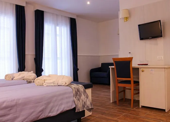 Lungomare 4* Marina dʼAndora